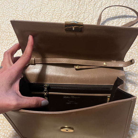 Salvatore ferragamo purse vintage - Picture 6 of 7